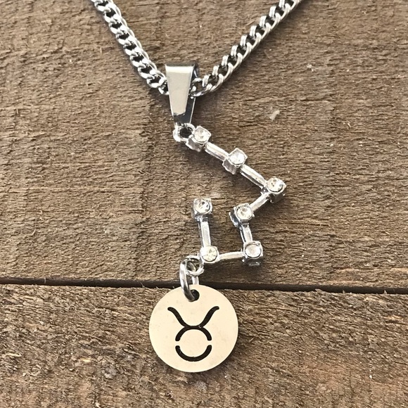 🆕 Taurus Crystal Constellation Heart Necklace Alloy/Stainless Steel - Picture 2 of 4